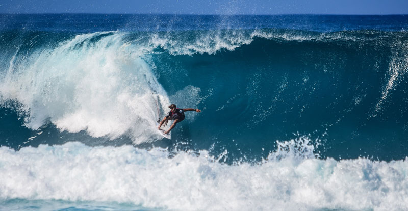 practicar surf