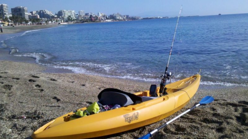 kayak amarillo